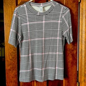 White House Black Market Women’s Shirt (M)